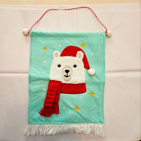 Polar Bear Wall or Door Handle Winter Decoration - Picture 1 of 8